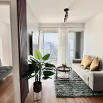 Espacio Acogedor Y Vista Unica