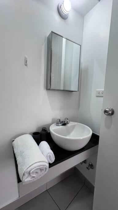 Espacio Acogedor Y Vista Unica Apartamento